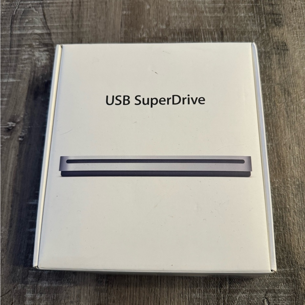 Apple USB SuperDrive - White and Silver